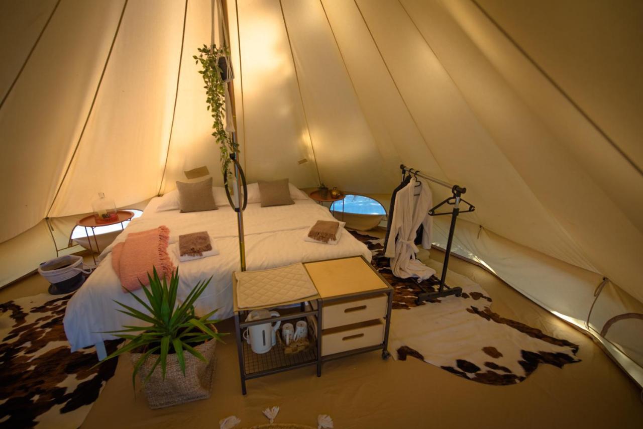 Hotel Rock Oak Glamping 3 à Imotski Extérieur photo